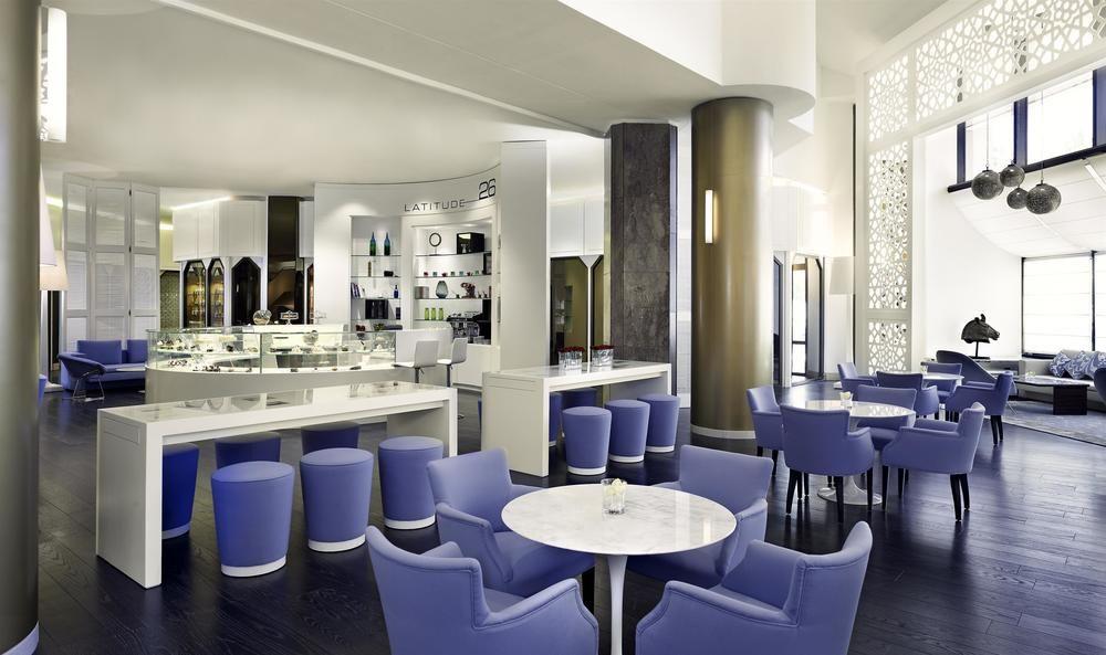 Le Meridien Al Khobar Ngoại thất bức ảnh The lounge at the airport