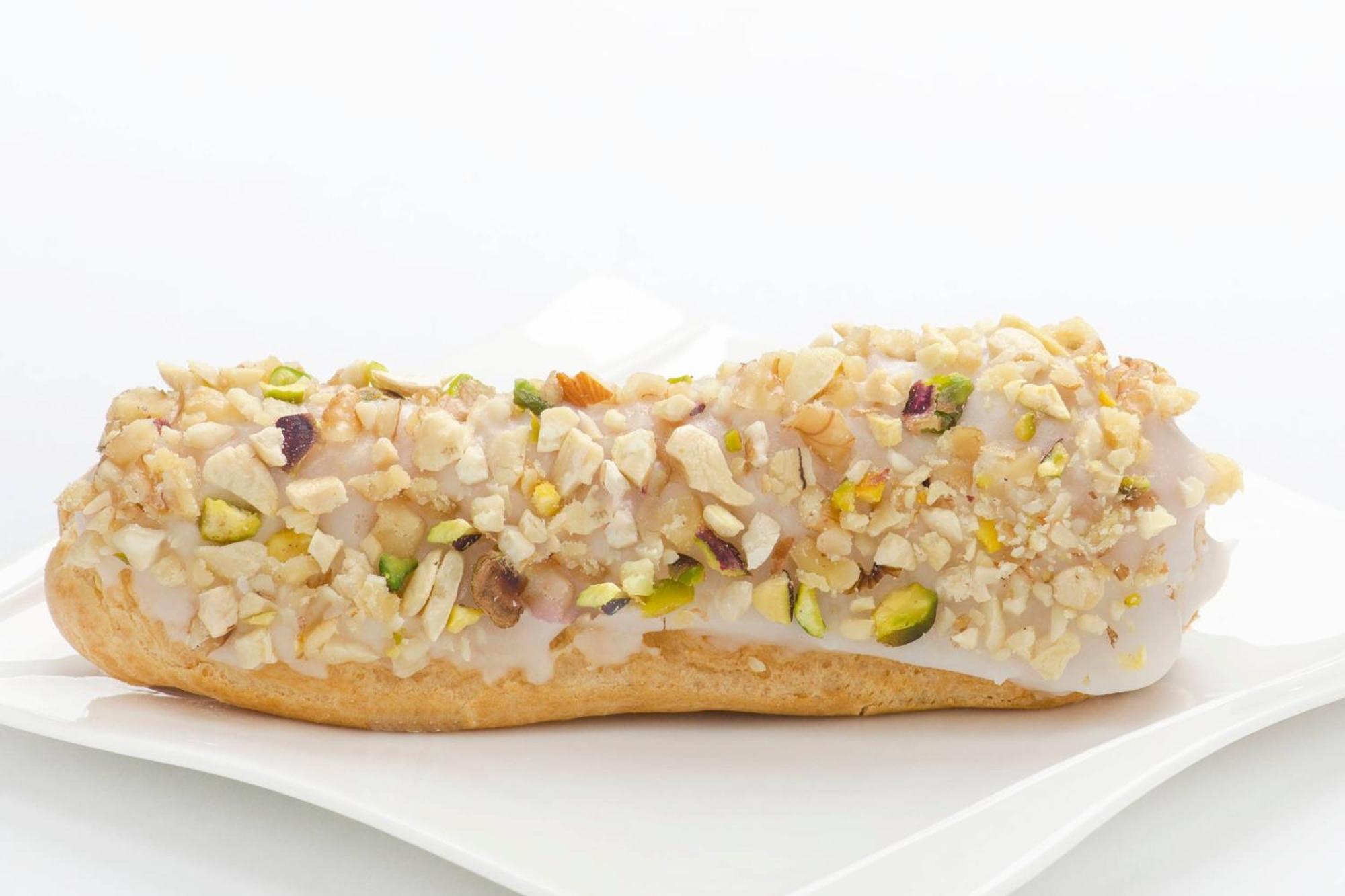 Le Meridien Al Khobar Ngoại thất bức ảnh A traditional Italian pastry