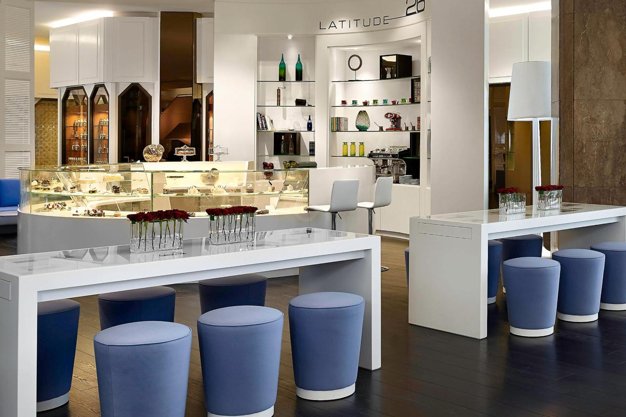 Le Meridien Al Khobar Ngoại thất bức ảnh The lounge at the airport