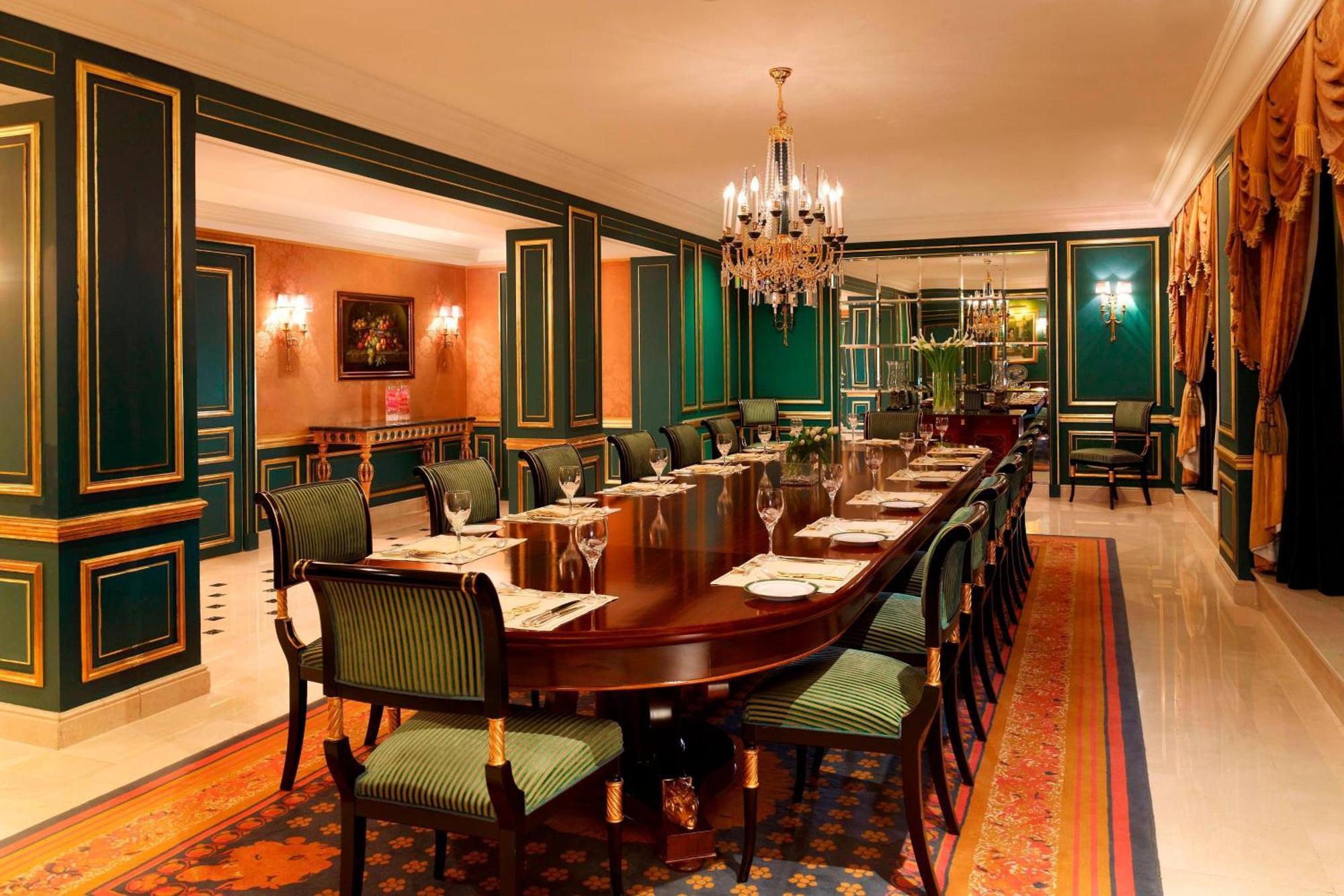 Le Meridien Al Khobar Ngoại thất bức ảnh The restaurant