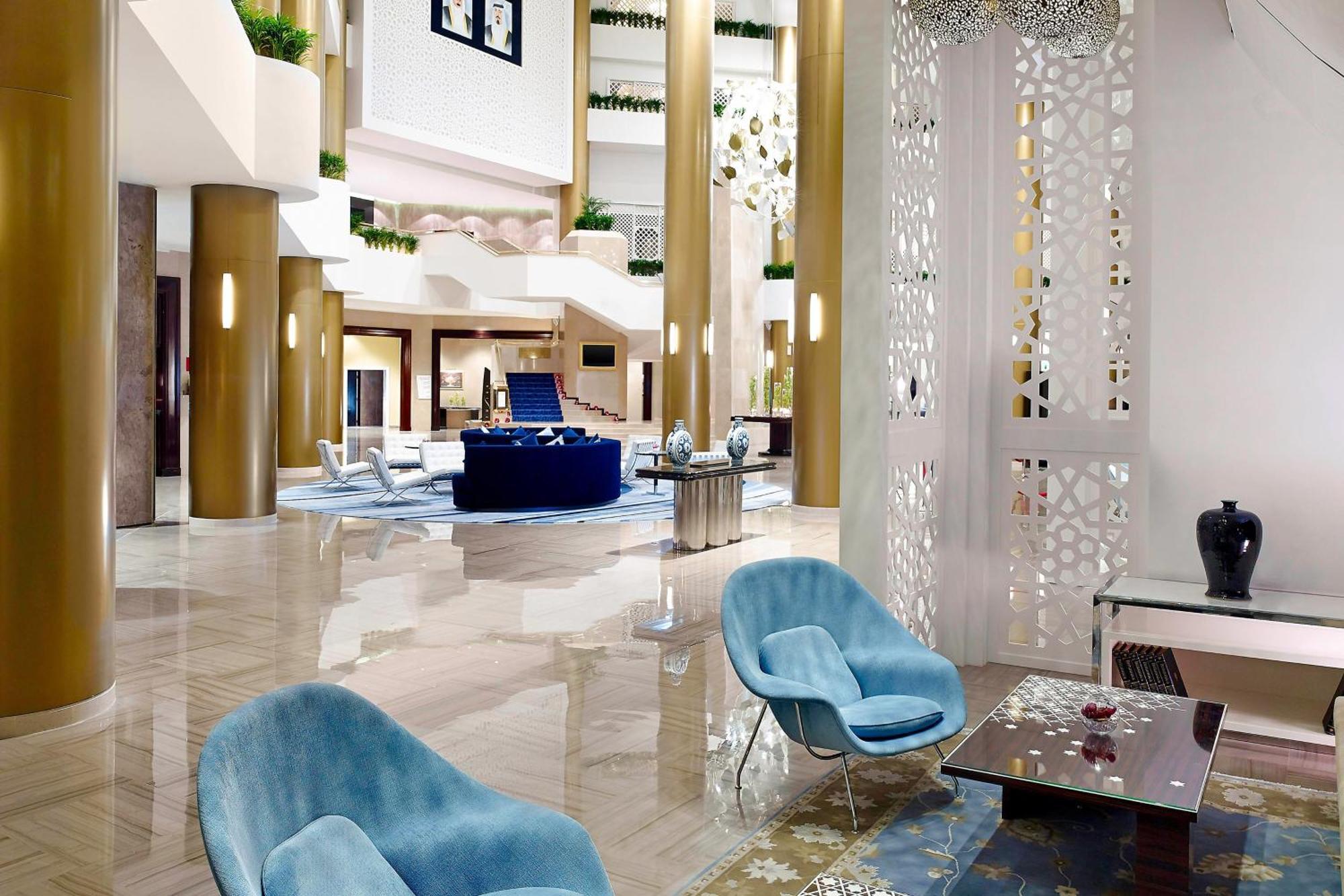 Le Meridien Al Khobar Ngoại thất bức ảnh Lobby